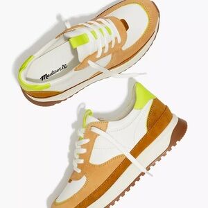 Kickoff Trainer Sneakers in Leather and Suede (missing set of laces)